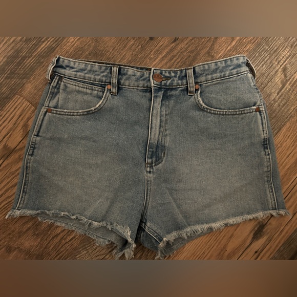 Billabong for wrangler denim shorts - Picture 2 of 6